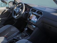 Gebraucht VW Tiguan 193 PS (141 kW) 2025 Grau SUV