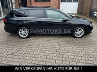 gebraucht VW Golf VIII 2.0 TDI SCR DSG STYLE *LED-IQ*KAMERA*SHZ*