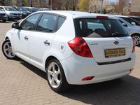 Gebraucht Kia Ceed LX 109 PS (80 kW) 2008 Weiß Kleinwagen