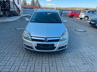 Gebraucht Opel Astra Edition 105 PS (77 kW) 2005 Silber Kombi