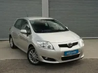 Gebraucht Toyota Auris Life 132 PS (97 kW) 2009 Silber Kleinwagen