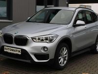 Gebraucht BMW X1 Advantage 150 PS (110 kW) 2016 Glaciersilber SUV