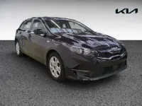 Używany Kia Ceed Vision 140 KM (102 kW) 2025 Czarny Hatchback