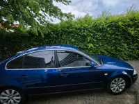 Gebraucht VW Passat 131 PS (96 kW) 2000 Blau Limousine