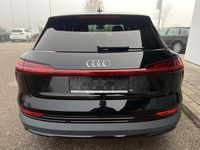 Gebraucht Audi e-tron 230 kW (313 PS) 2022 Schwarz SUV