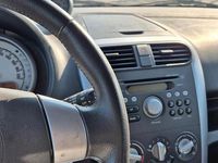 Gebraucht Opel Agila 65 PS (47 kW) 2009 Grün Kleinwagen