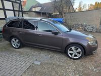 Gebraucht Skoda Octavia 179 PS (131 kW) 2014 Braun Kleinwagen