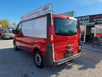 Gebraucht Renault Trafic 114 PS (83 kW) 2007 Rot Van / Kleinbus