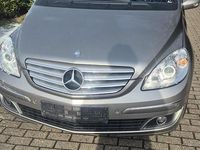Gebraucht Mercedes B200 136 PS (100 kW) 2008 Grau Van / Kleinbus