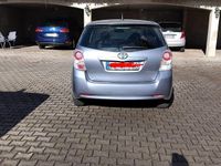 Gebraucht Toyota Verso 2009 Silber Van / Kleinbus