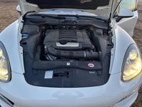 Gebraucht Porsche Cayenne Basis 299 PS (219 kW) 2011 Weiß SUV