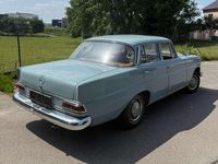 Gebraucht Mercedes 200 54 PS (39 kW) 1966 Blau Limousine