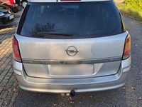 Gebraucht Opel Astra 105 PS (77 kW) 2005 Silber Kombi