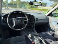 Gebraucht BMW 318 116 PS (85 kW) 1997 Grau Limousine