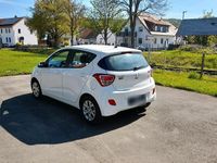 Usata Hyundai i10 Style 67 CV (49 kW) 2016 Bianco Utilitaria