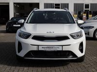 Gebraucht Kia Stonic Vision 101 PS (74 kW) 2023 Weiß SUV