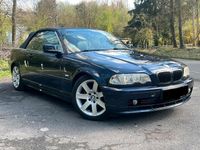 Gebraucht BMW 320 Cabriolet 170 PS (125 kW) 2002 Blau Cabrio