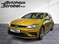 Gebraucht VW Golf VII R-line 150 PS (110 kW) 2017 Kurkumagelb metallic Limousine