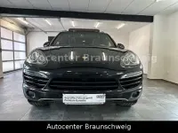 Używany Porsche Cayenne 245 KM (180 kW) 2012 Czarny SUV