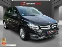 Gebraucht Mercedes B180 109 PS (80 kW) 2015 Kosmosschwarz  metalliclack Kleinwagen