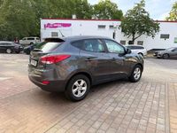 Gebraucht Hyundai Tucson 135 PS (99 kW) 2011 Grau SUV
