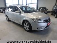 Gebraucht Kia Ceed Sportswagon 90 PS (66 kW) 2010 Silber Kombi