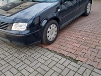 Gebraucht VW Bora 115 PS (84 kW) 2000 Schwarz Limousine
