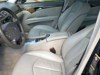 Gebraucht Mercedes E320 Avantgarde 224 PS (164 kW) 2005 Blau Limousine