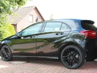 Gebraucht Mercedes A180 Style 122 PS (89 kW) 2015 Schwarz Kleinwagen