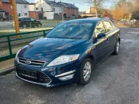 Gebraucht Ford Mondeo Titanium 203 PS (149 kW) 2012 Blau Limousine