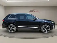 Gebraucht Audi SQ7 Design 435 PS (319 kW) 2019 Orcaschwarz metallic (metallic) SUV