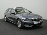 gebraucht BMW 320 i Luxury Line,LED,NAVi,LEDER,PANO,AHK,TEMPO