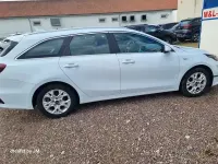 Gebraucht Kia Ceed 101 PS (74 kW) 2022 Weiß Kleinwagen