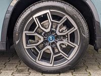 gebraucht BMW iX1 eDrive20 X-Line AHK RFK HUD Hifi