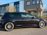 Second-hand VW Golf 413 CP (303 kW) 2015 Negru Coupe