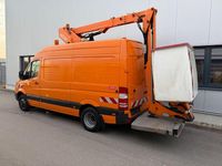 Gebraucht Mercedes Sprinter 163 PS (119 kW) 2018 Orange Van