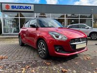 Gebraucht Suzuki Swift Comfort+ 83 PS (61 kW) 2022 Burning/super black p. (d7z) Kleinwagen