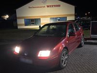 Gebraucht VW Bora 101 PS (74 kW) 2000 Rot Limousine