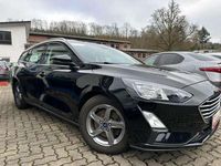 Gebraucht Ford Focus Cool & Connect 120 PS (88 kW) 2020 Agate black Kombi