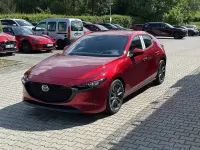 Neu Mazda 3 Center-Line 140 PS (102 kW) 2026 Rot Limousine