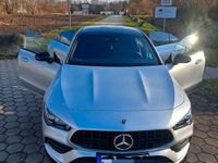 Gebraucht Mercedes CLA200 163 PS (119 kW) 2023 Silber Coupé