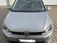 Gebraucht VW Golf VII Life 140 PS (102 kW) 2014 Silber Limousine