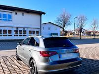 Gebraucht Audi A3 Comfort 150 PS (110 kW) 2015 Grau Limousine