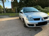 Gebraucht Renault Clio II 58 PS (42 kW) 2008 Silber Kleinwagen