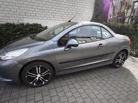 Gebraucht Peugeot 207 CC 120 PS (88 kW) 2006 Grau Cabrio