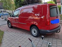 Second-hand VW Caddy Maxi 110 CP (80 kW) 2017 Roșu Monovolum