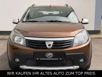 Gebraucht Dacia Sandero Stepway 105 PS (77 kW) 2012 Braun Limousine