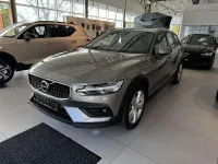 Gebraucht Volvo V60 CC Pro 197 PS (144 kW) 2021 Pebble grey / metallic Kombi