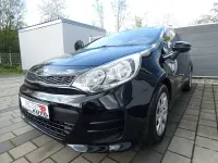Gebraucht Kia Rio 84 PS (61 kW) 2016 Auroraschwarz met. Kleinwagen