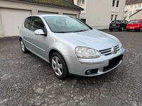 Gebraucht VW Golf VI United 80 PS (58 kW) 2008 Silber Kleinwagen